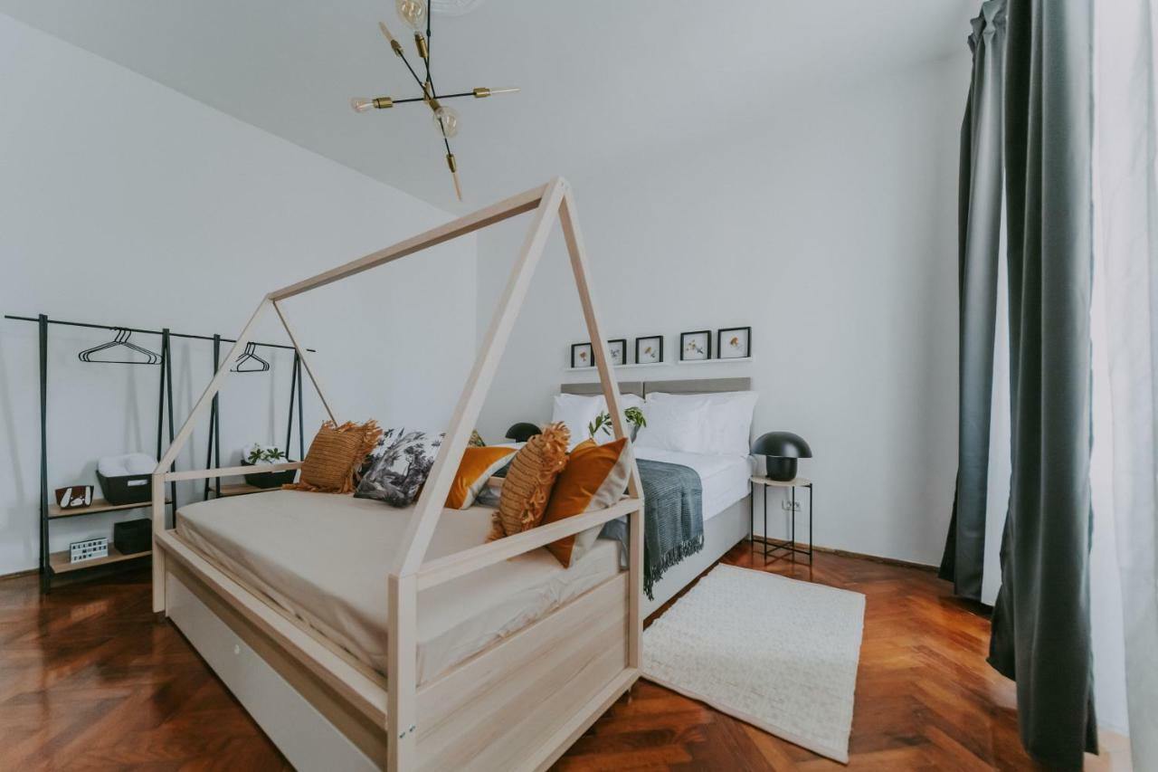 Alloro Boutique Apartment Πούλα Εξωτερικό φωτογραφία